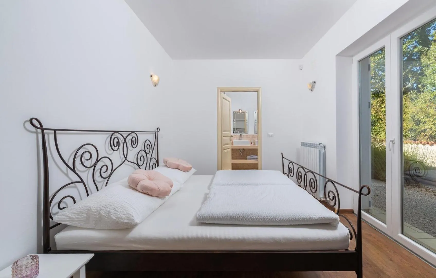 Villa Mali Raj Zikovici Croatia